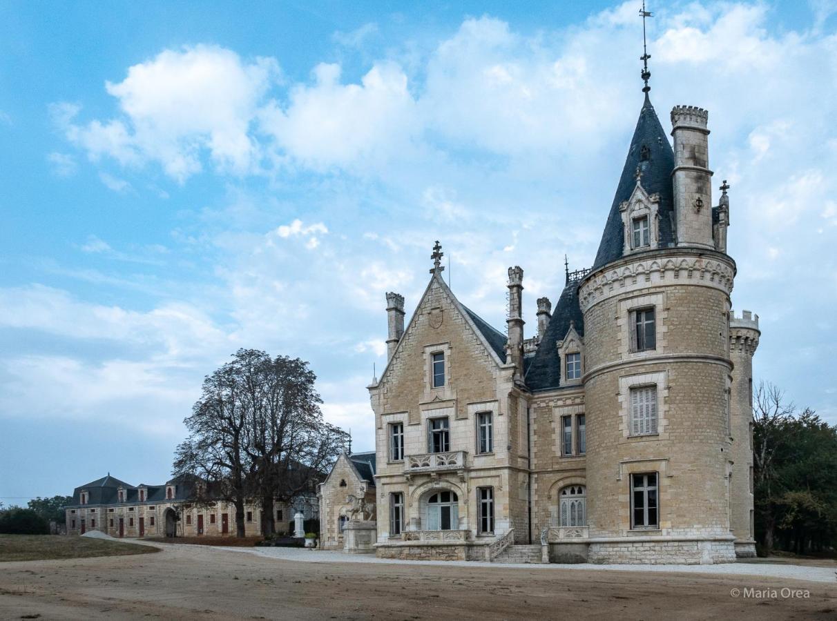 Chateau Des Chevaliers De Londigny Luaran gambar
